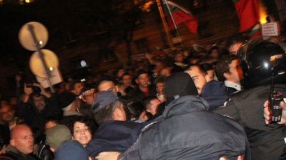 Освободени са арестуваните от снощния протест