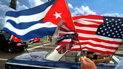 САЩ развя флаг в столица Хавана