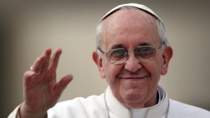 Папа Франциск провъзгласи 17 нови кардинали