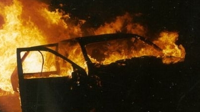 Кола се запали в движение във Велико Търново