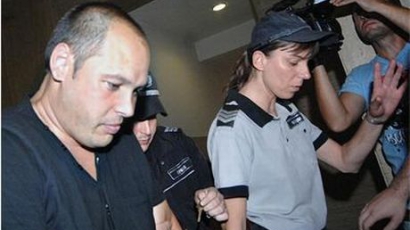 Адриан Ангелов, който разчлени Ники, остава в ареста