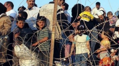 Само във Фрог: Длъжници връщат борчове, като прекарват бежанци