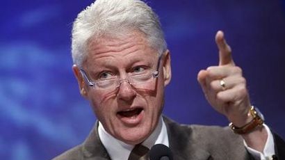 Бил Клинтън гасне, оставали му 6 месеца?