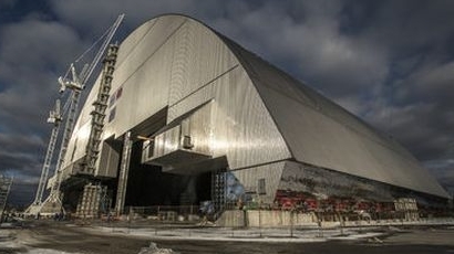 Откриват новия саркофаг над Чернобил