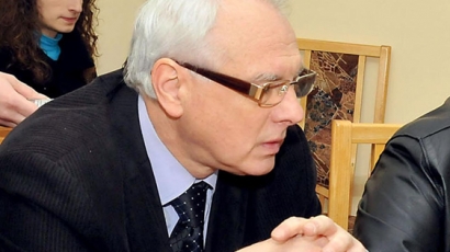 В. Енчев предложи намаление на партийната субсидия, бюджета на НСО и на президента
