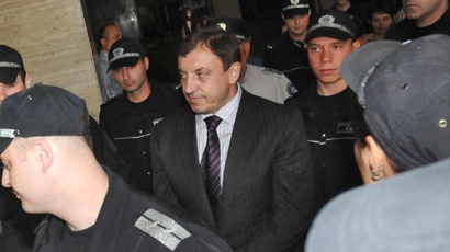 Смъртен случай отложи делото срещу Алексей Петров