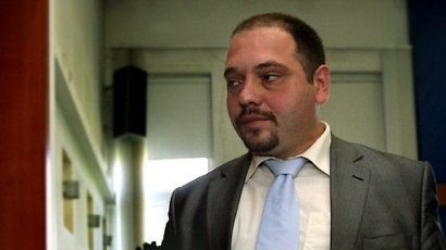 Адвокатът на Златанов: Изчезването на тефтерчетата не е повод делото да спре