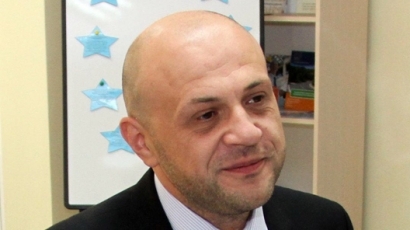БСП и ДПС не искат Дончев за социален министър,  според ПФ бил енергичен мъж