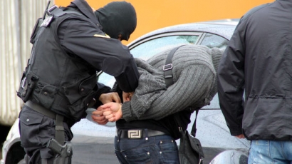 Арестуваха спецченге във Варна