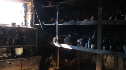 Къща горя във Видинско, дете попадна в пламъците