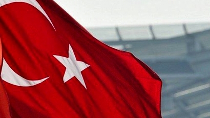 Турция затваря небето си за холандски дипломати
