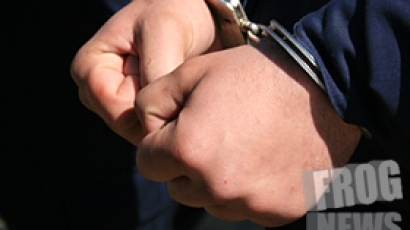 Арестуваната банда в Бургас запалила колата на шефа на затвора