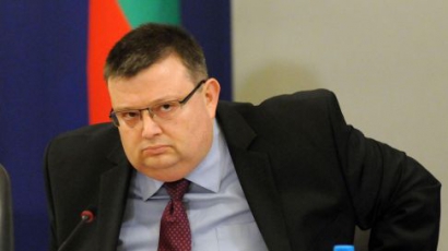 Цацаров иска възобновяване на делото срещу Лечков