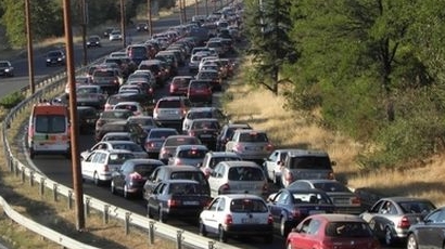 Започна задръстването на магистрала „Тракия” в посока Пловдив