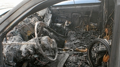 Само във Фрог: Пламнаха колите на двама експолицейски шефове в Перник