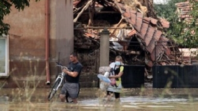 Водният ад в Берковица разруши над 80 къщи