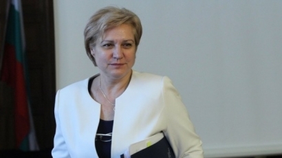 Менда Стоянова: Причините за оттеглянето на АБВ са политически и икономически
