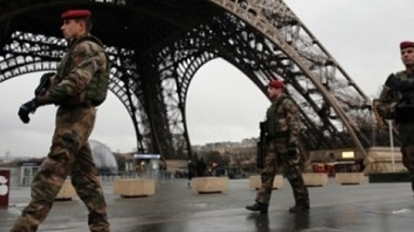 Измамница взе 25 000 евро като жертва на атентатите в Париж