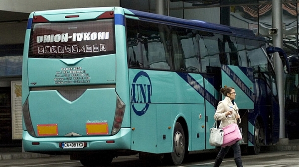 Само във Фрог: Автобус на „Юнион Ивкони“ вдига 11 пъти над 100 километра в час за месец