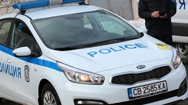 Джигит блъсна полицай на бул. „Демокрация” в Бургас
