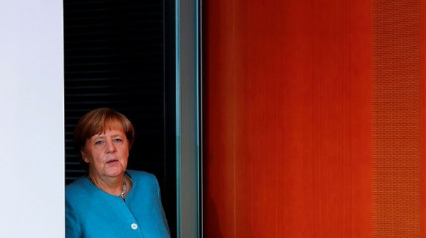 Меркел води преди изборите в Германия с 37% подкрепа от избирателите