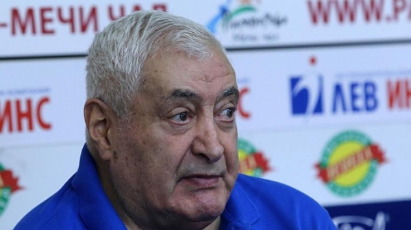 Почина големият футболист и треньор Иван Вуцов