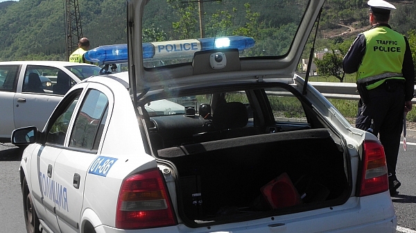 ”Пътна полиция” обещава да дебне за пияни и друсани шофьори