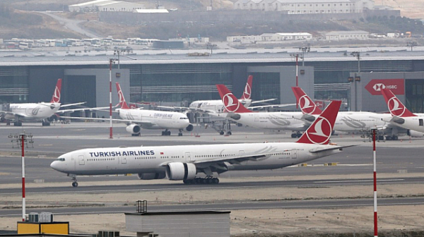 Турция въвежда самолетна полиция