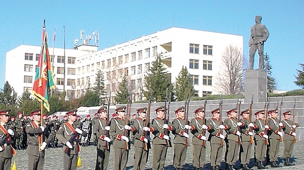 Фрогоко: Военният университет „Васил Левски” го закъса за курсанти