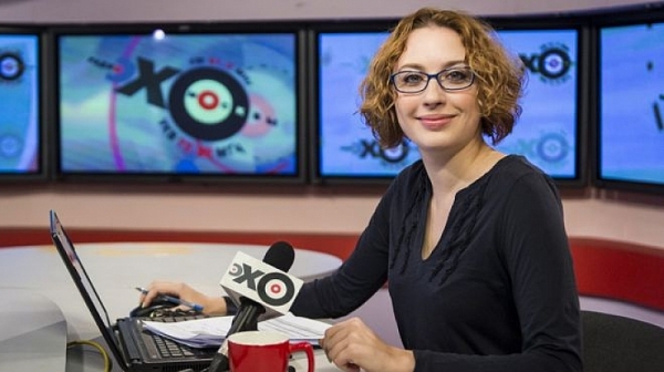 Наръгаха с нож журналистка от радио ”Ехото на Москва”, борят се за живота й