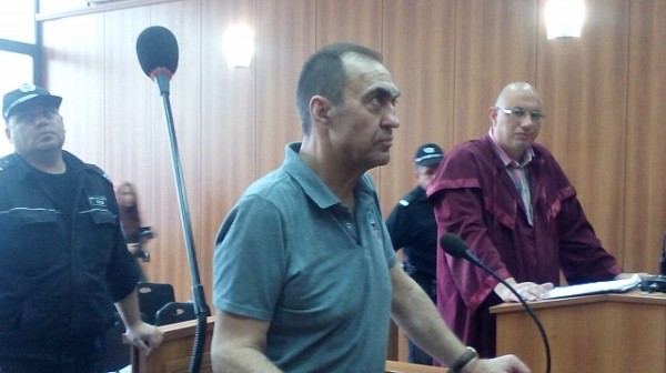 Иван Евстатиев излезе предсрочно от затвора
