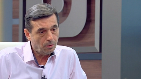 Димитър Манолов: Зле , работодателите не знаят, че  класът ”прослужено време” е отпаднал преди 10 г