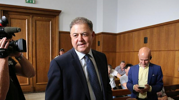 Съдът оневини бившия военен министър Николай Ненчев