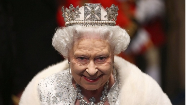 Кралицата: Спираме съгласуването на нашето законодателство с ЕС