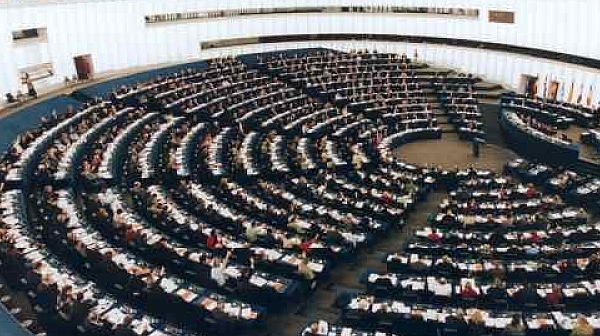Европейският парламент призова за санкции срещу 32 лица от списъка „Магнитски”