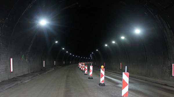 Ограничават движението в тунел ”Ечемишка” в посока Варна