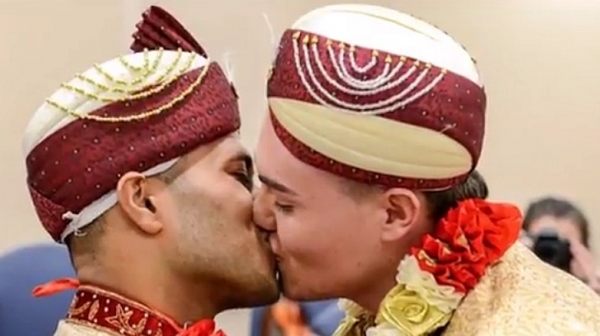 Хомосексуалисти мюсюлмани се ожениха