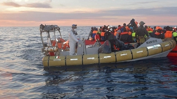 ”Фронтекс”: Новият маршрут на мигрантите към Европа е през Испания