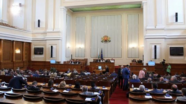 Комисия в НС отхвърли ветото на Радев за военен разузнавач №1