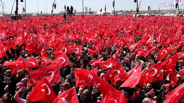 Митинг на Ердоган в Истанбул събра близо 1,6 млн. души