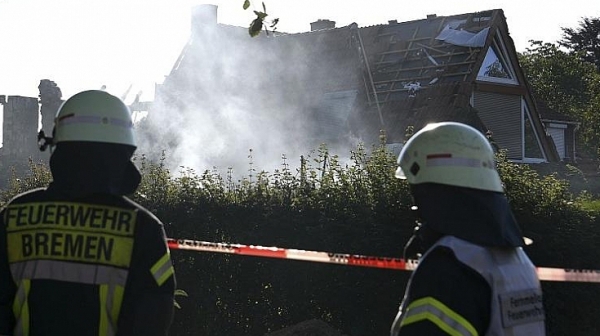 Трима загинаха при мощна експлозия в Бремен