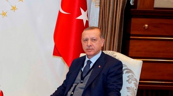 Ердоган изпраща 17 журналисти от вестник ”Джумхуриет” на съд