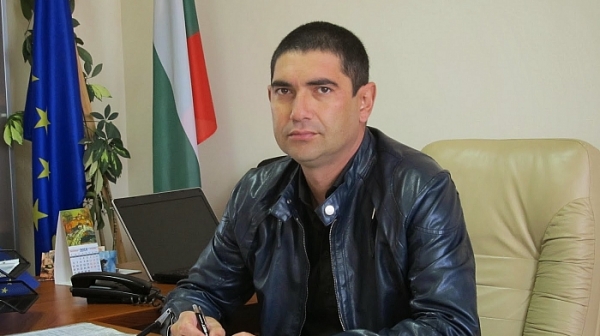 Разпитват прокурор за връзките му с общинаря Лазар Влайков