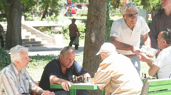 На трима българи в трудоспособна възраст се пада по един пенсионер, сочи Евростат