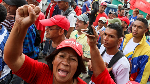 Нов сблъсък на хората на Мадуро и Гуайдо, Венецуела отново е без ток