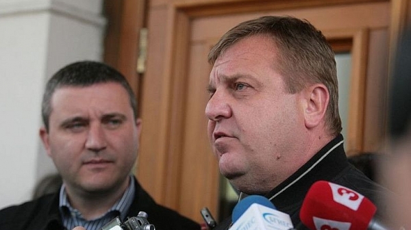 Горанов посече Каракачанов за увеличение на военните заплати и тези в МВР