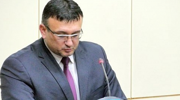 Младен Маринов: Агенция ”Митници” помага в разследването на престъпна група