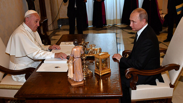 Папата прие Владимир Путин на аудиенция
