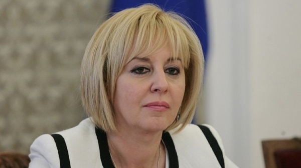 Мая Манолова: Дневно в България се изоставят по 3 деца