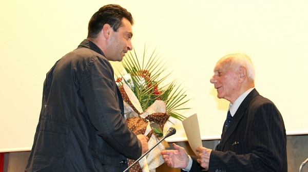 Калоян Паргов поздрави автора на ”Една българска роза” Найден Вълчев за 90-ата му годишнина